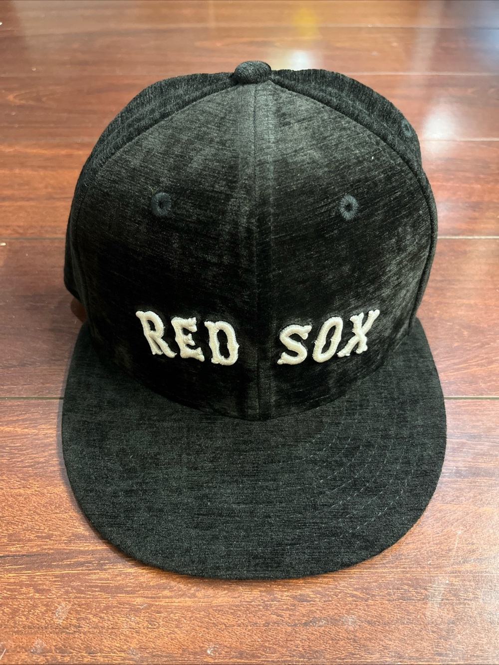 7 1/4 Boston Red Sox Black Velvet New Era 59Fifty Fitted Hat Cap New Tag